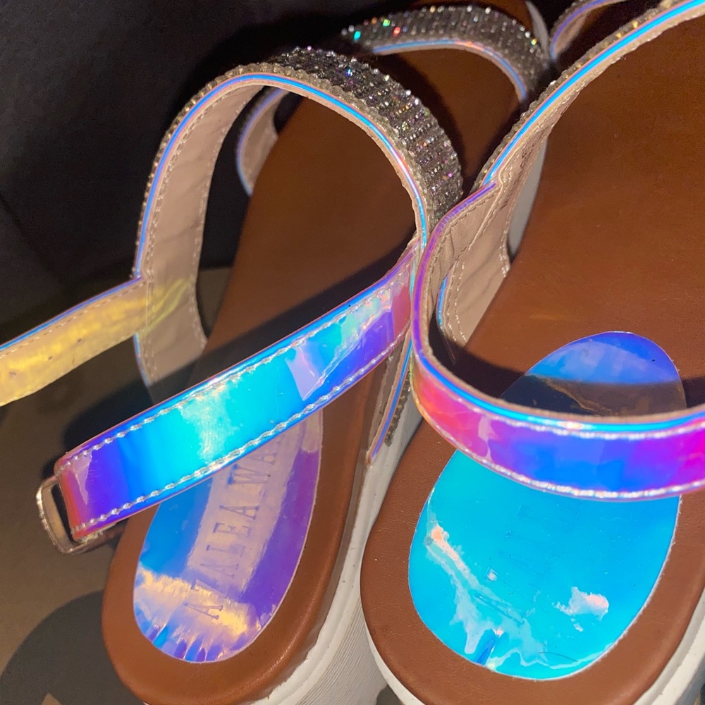 Sandals - Picture 4 of 5
